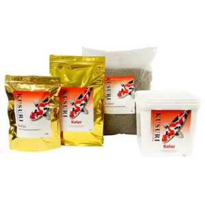 Group image showing the 5kg and 15kg bag sizes of KUSURI Kōlor Koi Food for maximum color vibrancy.
