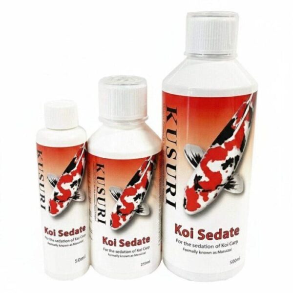 kusuri-masuizai-fish-anesthetic-group-shot Group photo of three sizes of Kusuri Masuizai Fish Anesthetic: 50ml, 250ml, and 500ml bottles for safe koi sedation.